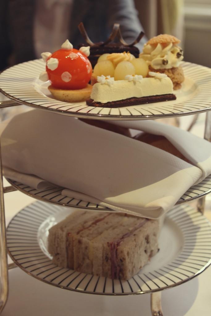 The Goring Hotel, London - afternoon tea cakes