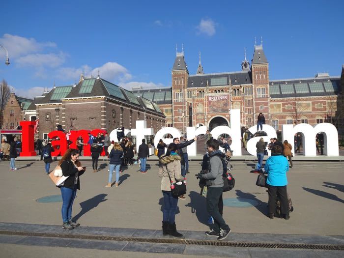 i amsterdam sign in Amsterdam