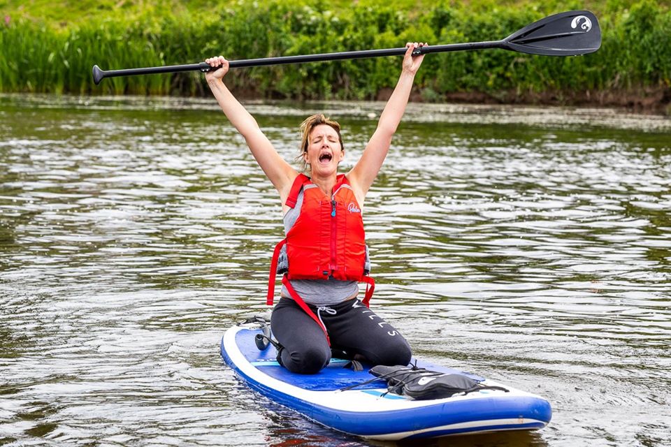 outdoor adventure stand up paddle boarding in the wye valley