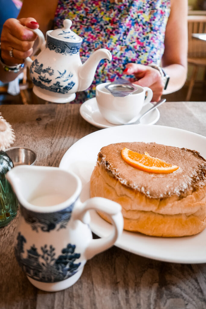 weekend in bath Sally lunn's bun and tea