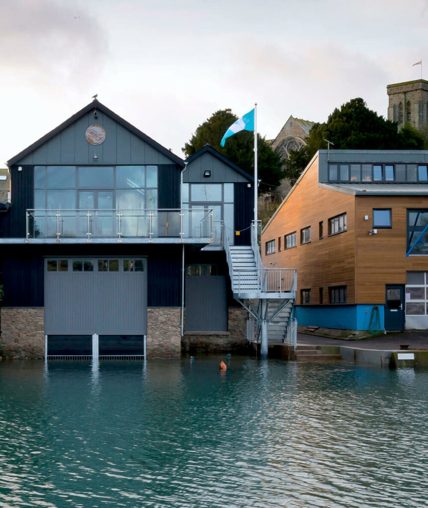 Salome gin School Boathouse