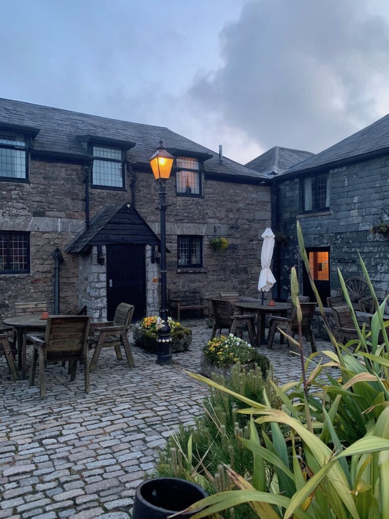 Jamaica Inn courtyard - haunted place in cornwall