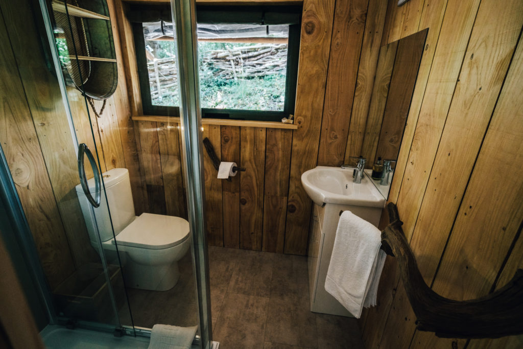 By The Wye - glamping site wye valley safari tent inside bathroom