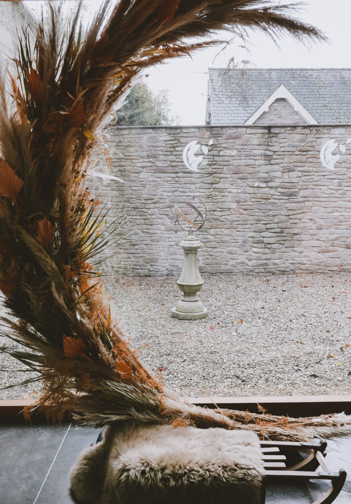 lemore manor coach house sclupture