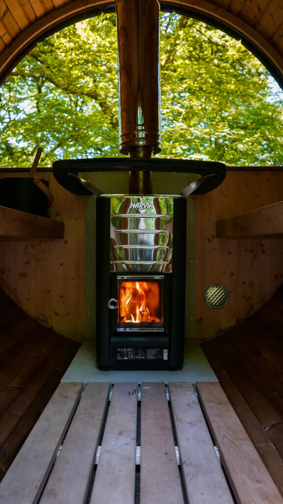 hudnalls hideout treehouse - woodland sauna