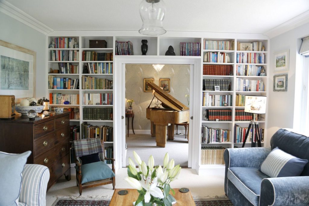 yme-regis-accommodation-greenhill B&B drawing room