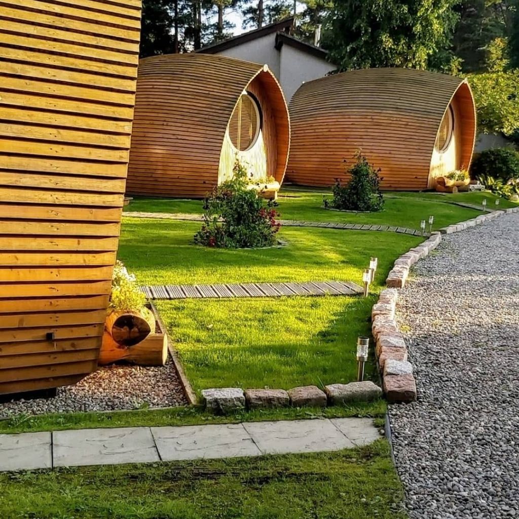 aviemore-glamping eriskay pods exterior