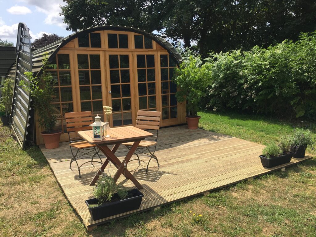 cadora-woods-glamping-forest of dean - hanger outside