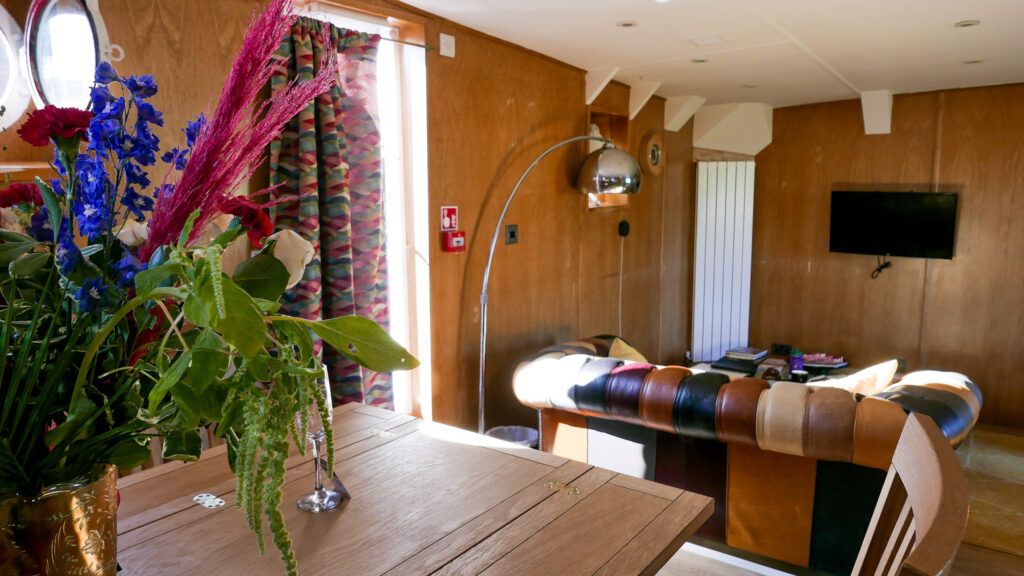 SULA-Lightship-Gloucester-Docks living space