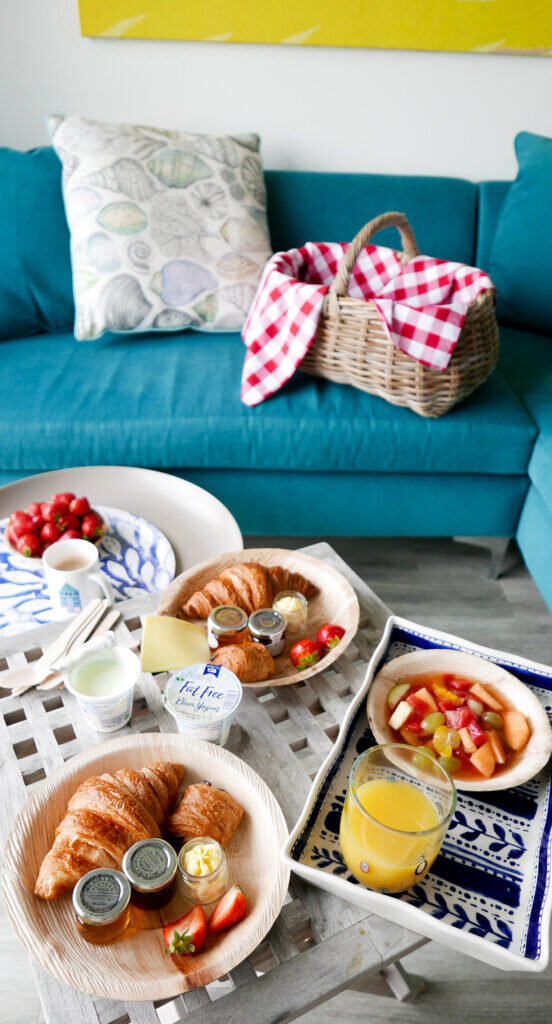 beachcroft-beach-huts: breakfast hamper