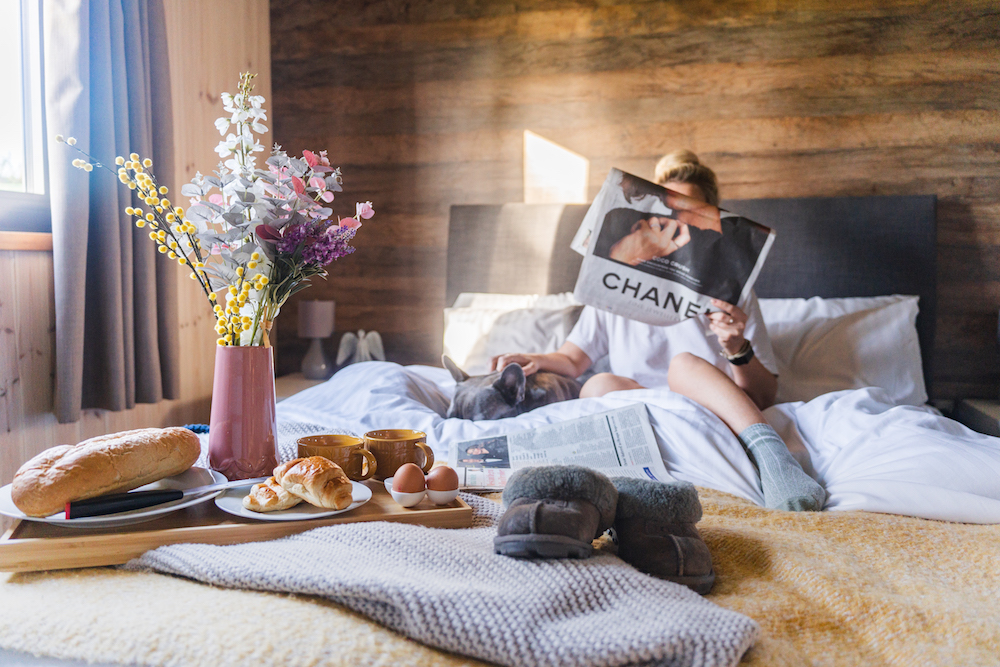 lodges with hot tubs shropshire - riverside cabins - relaxing in bed