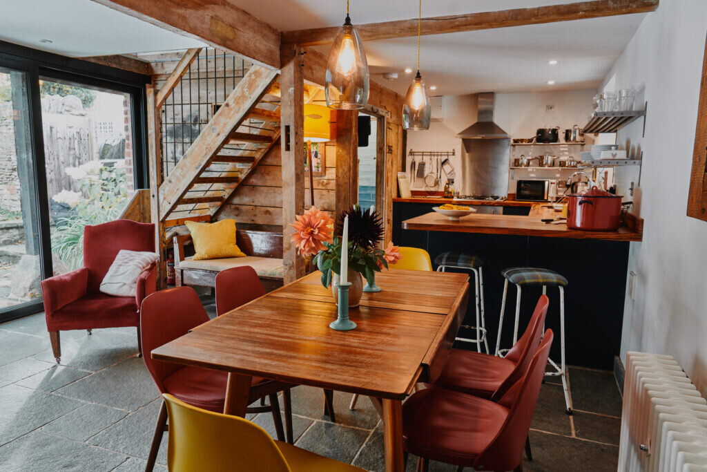 self-catering-ross-on-wye The Hayloft at Mad Dogs and Vintage Vans: kitchen/diner