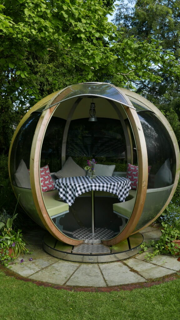 eastbury_hotel-sherborne garden dinoing pod
