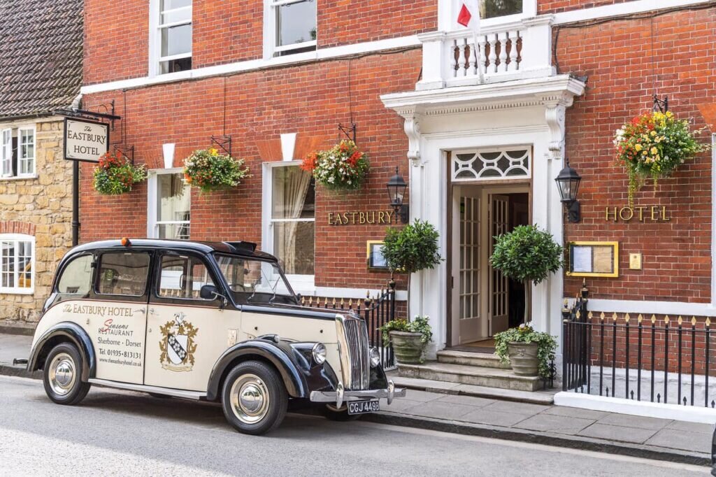 eastbury_hotel-sherborne taxi and exterior