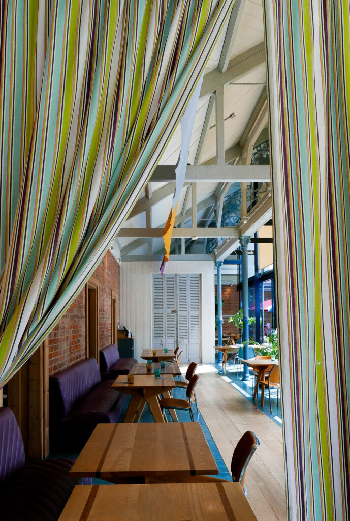 Thames Lido in Reading - restaurant