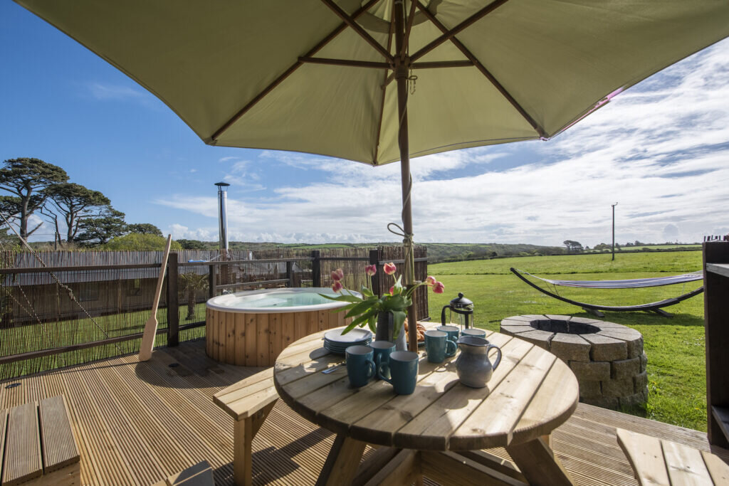 Glamping in Cornwall with Hot Tub - Bluebell Safari Tent - patio