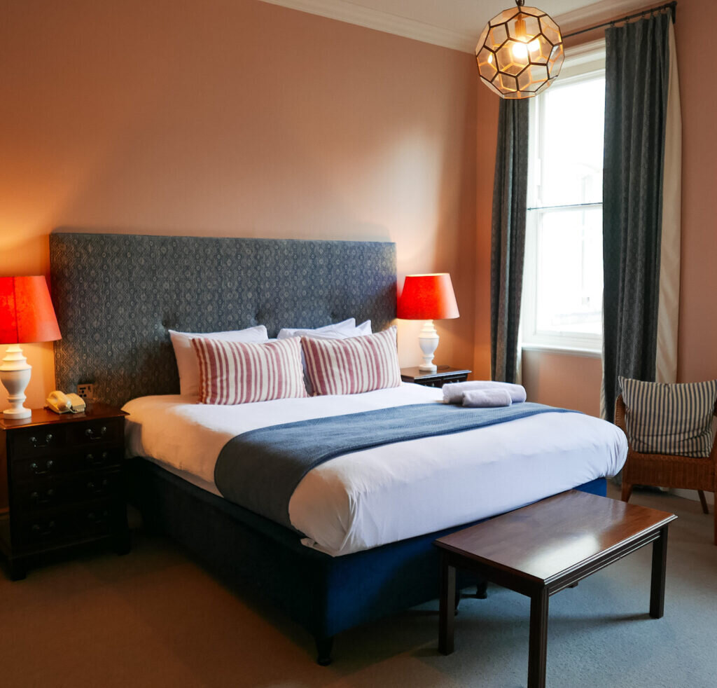 green dragon hotel hereford, apartment room