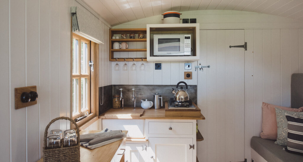 long view lodge glamping in sussex - kitchen