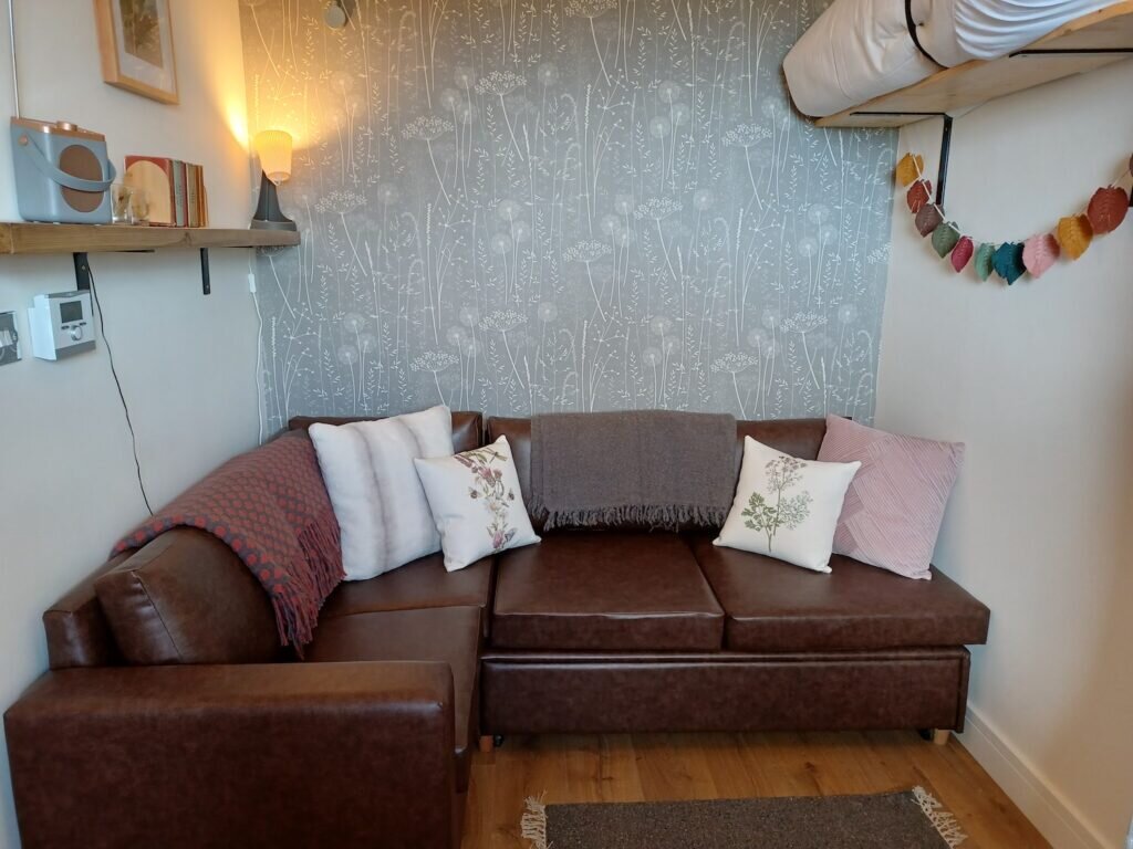 glamping in hebden bridge - stable cabins, inside