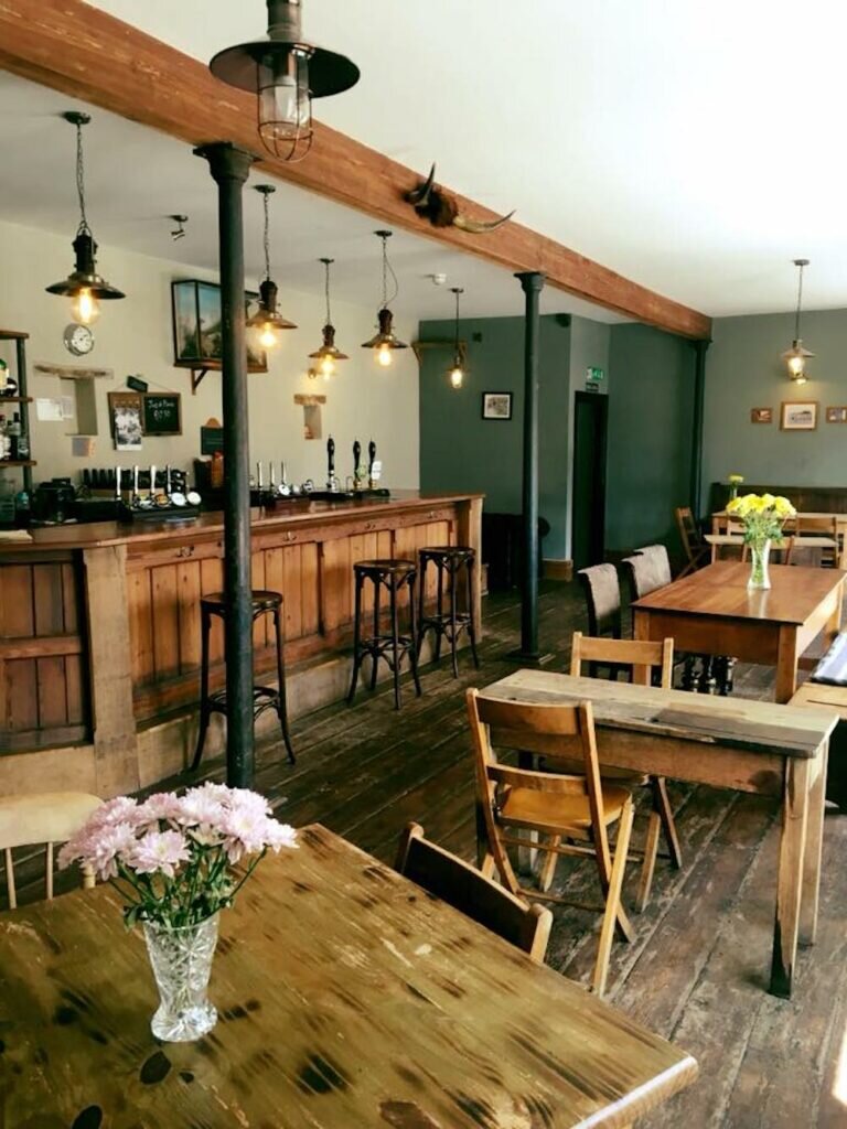 Inn at the Sticks - Llansteffan: bar
