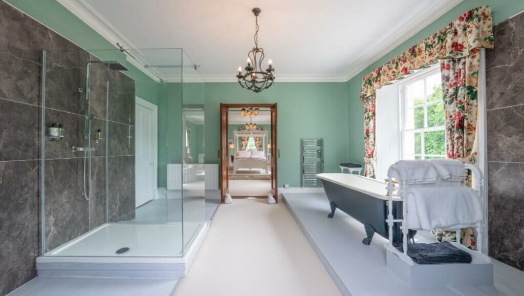 the suite pantybeiliau house B&B abergavenny