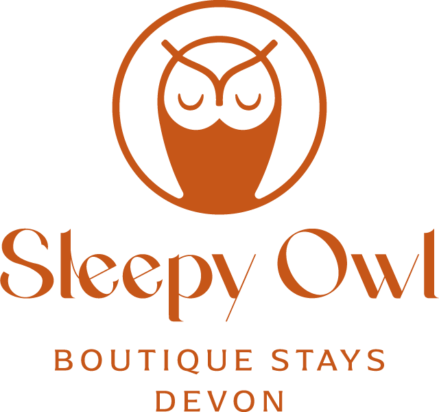 Sleepy Owl Devon Treehouses - logo