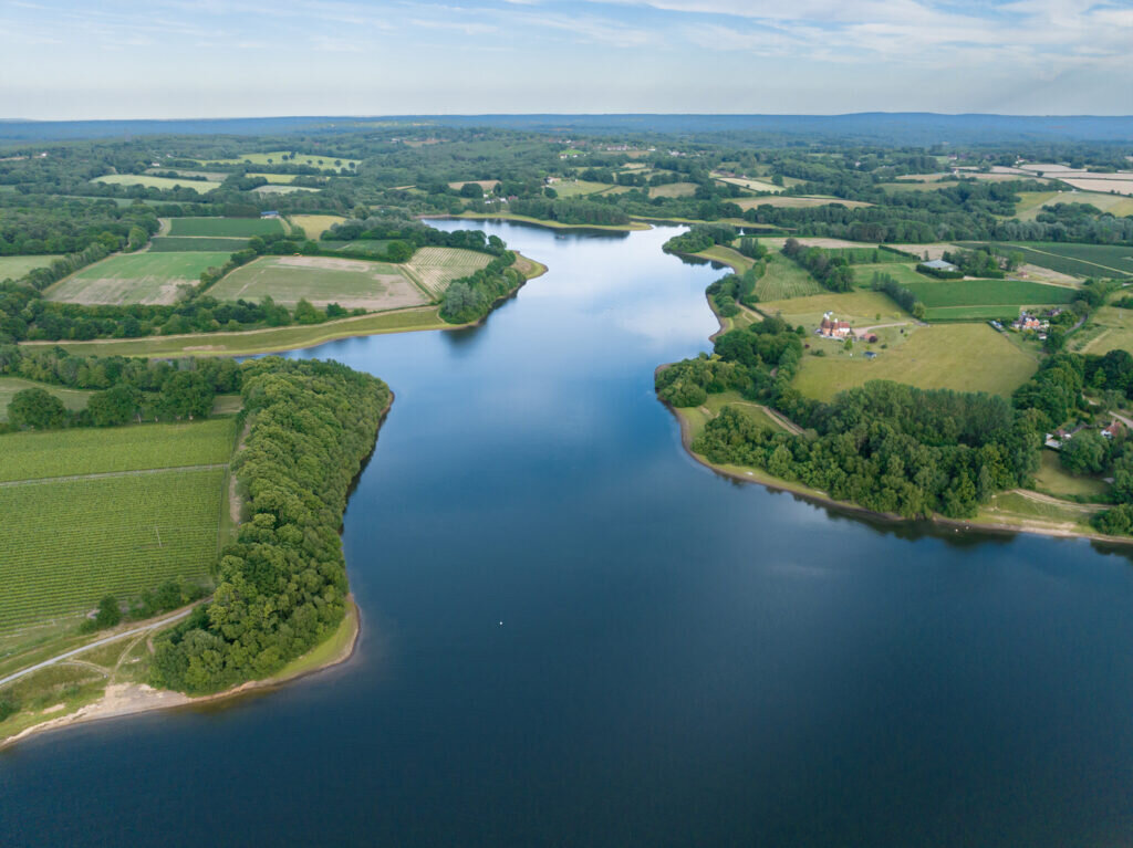 HIDEY-HOLE-CINEMA-CABIN in Sussex, Bewl Water