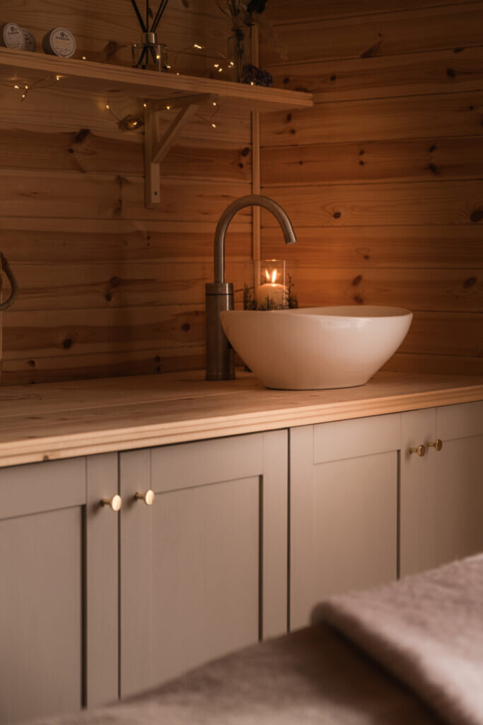 Short Break Perthshire: Pathgreen glamping and spa. meadowfield spa inside