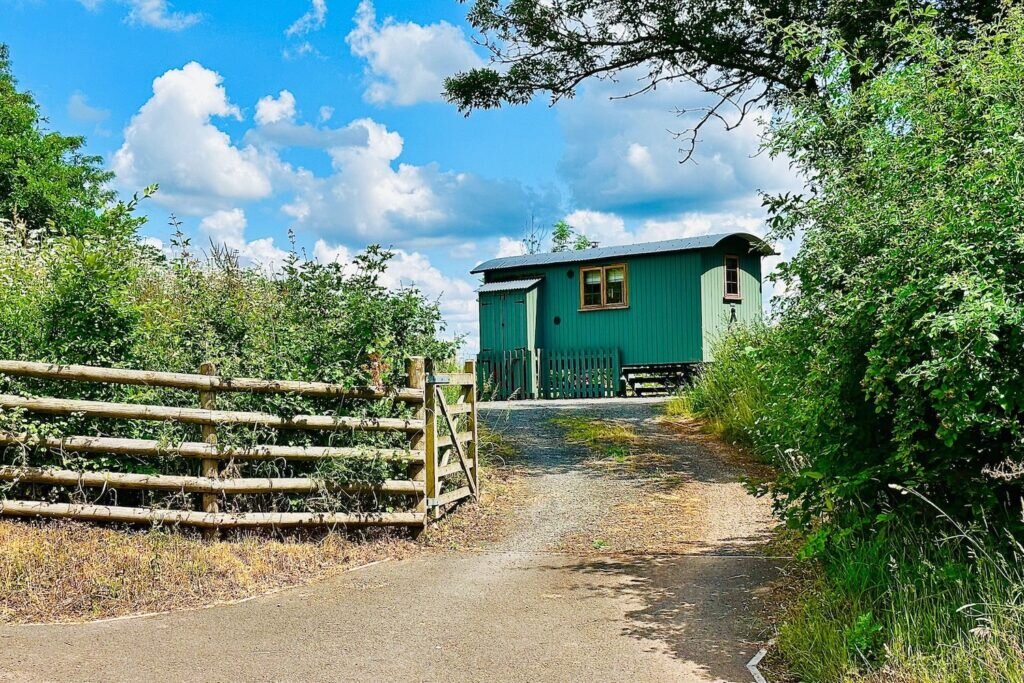 Shepherds Hut Wales - Cromwell's Hideaway Exterior